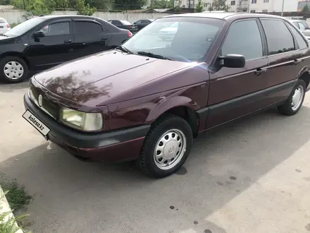 Volkswagen Passat 1990 года за 1 300 000 тг. в Тараз