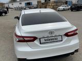 Toyota Camry 2021 годаүшін14 700 000 тг. в Актобе – фото 5