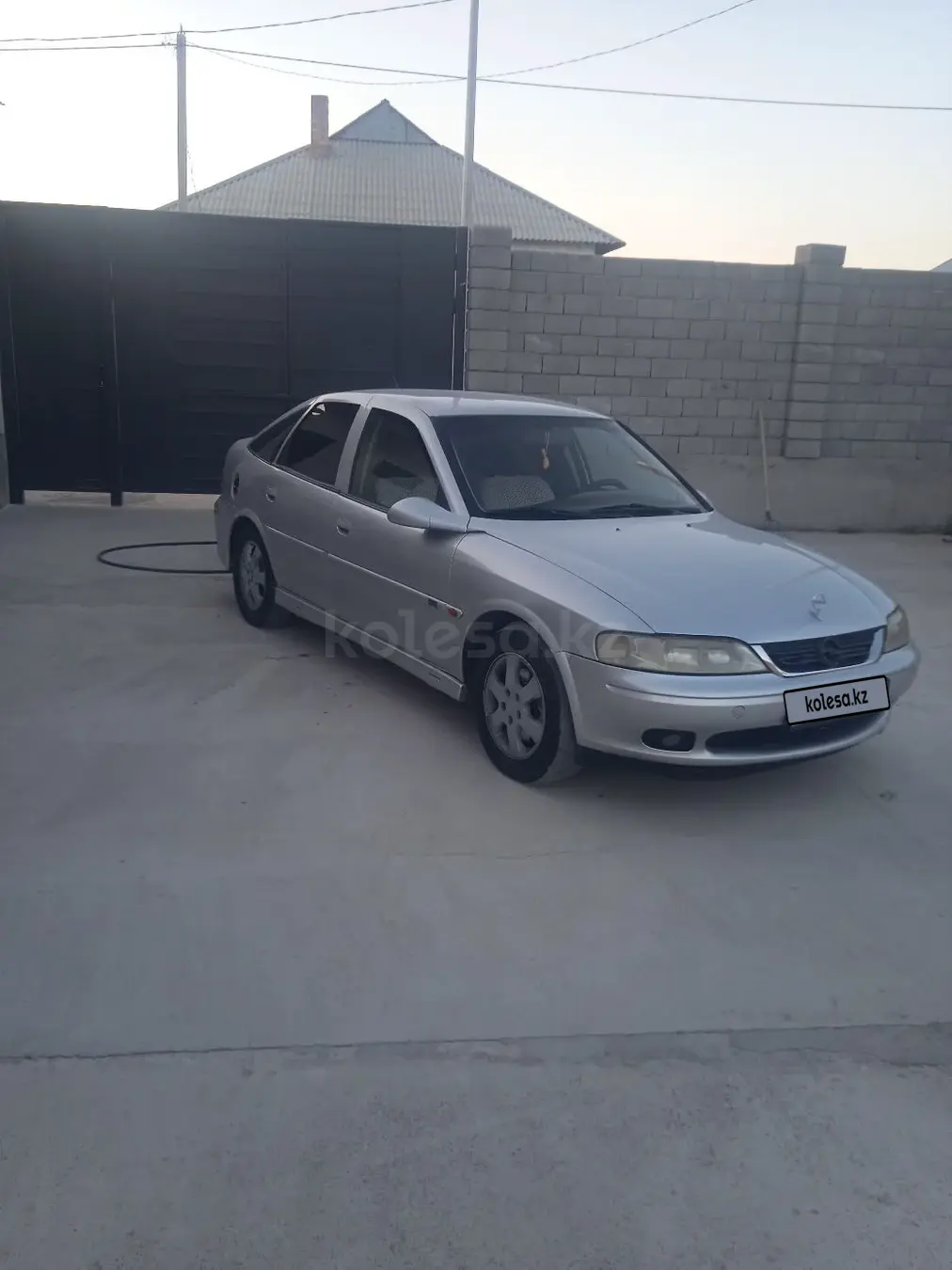 Opel Vectra, 2001
