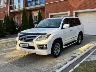 Lexus LX 570