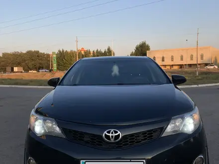 Toyota Camry 2013 года за 8 000 000 тг. в Актобе