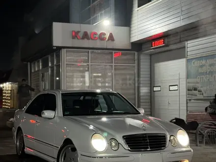 Mercedes-Benz E 55 AMG 2001 года за 8 000 000 тг. в Алматы – фото 5