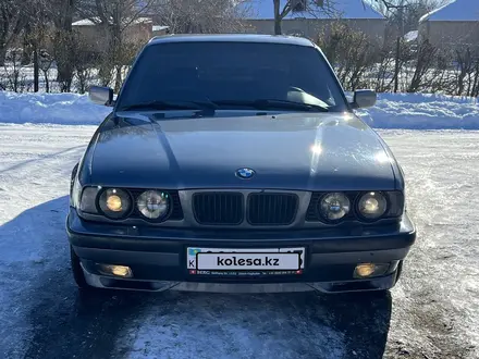 BMW 525 1993 года за 2 500 000 тг. в Шымкент – фото 16