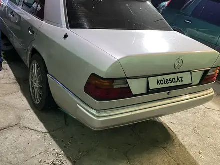 Mercedes-Benz E 230 1992 года за 1 500 000 тг. в Алматы – фото 7