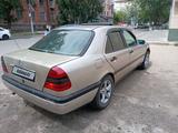 Mercedes-Benz C 180 1995 годаүшін1 500 000 тг. в Павлодар – фото 2