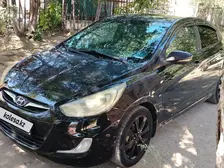 Hyundai Accent, 2012