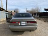 Toyota Camry 1997 года за 4 000 000 тг. в Шу – фото 2