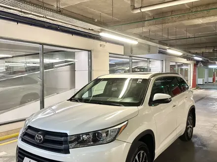 Toyota Highlander 2014 года за 15 500 000 тг. в Алматы
