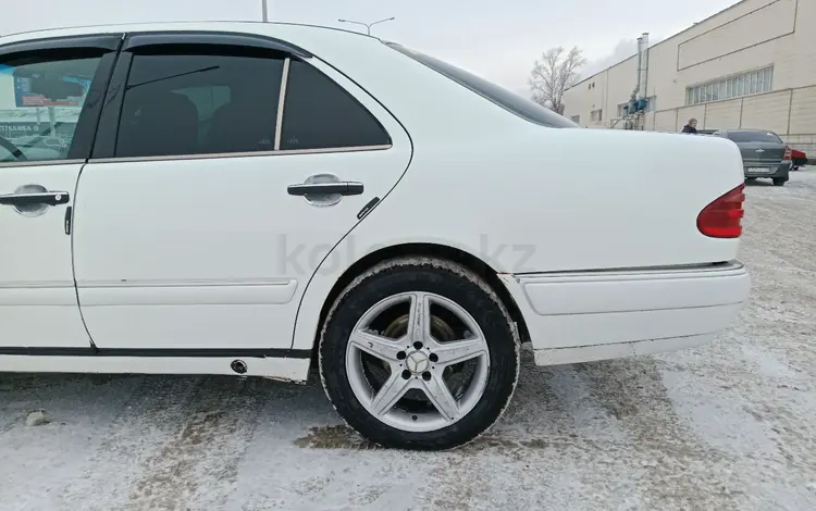 Mercedes-Benz E 230 1996 годаүшін2 100 000 тг. в Кокшетау