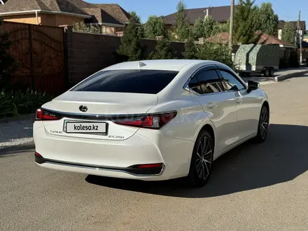 Lexus ES 250 2022 года за 22 500 000 тг. в Караганда – фото 5