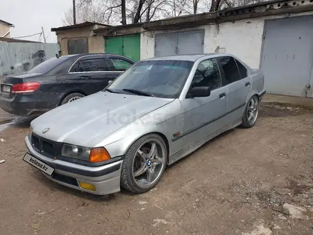 BMW 325 1994 года за 1 900 000 тг. в Алматы