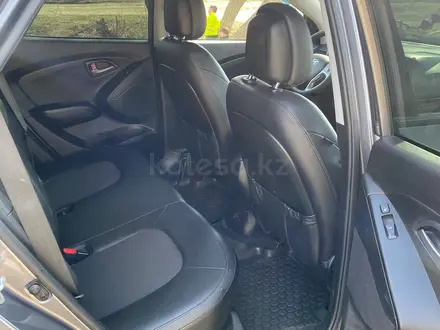 Hyundai Tucson 2014 года за 7 500 000 тг. в Уральск – фото 11