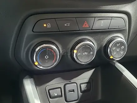 Chevrolet Onix 2023 года за 4 990 000 тг. в Алматы – фото 25