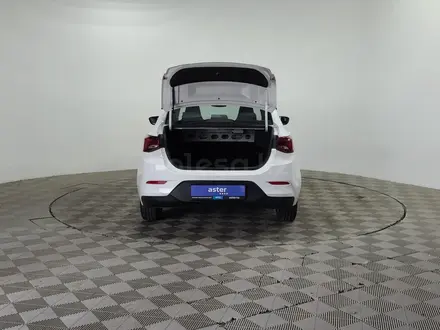 Chevrolet Onix 2023 года за 4 990 000 тг. в Алматы – фото 9