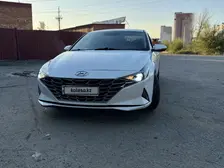 Hyundai Elantra, 2021