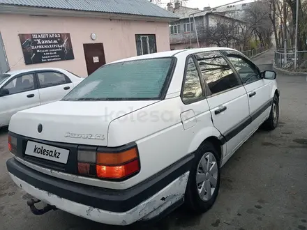 Volkswagen Passat 1989 года за 800 000 тг. в Алматы