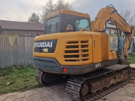 Hyundai  Гусеничные 2019 года за 17 500 000 тг. в Алматы – фото 4