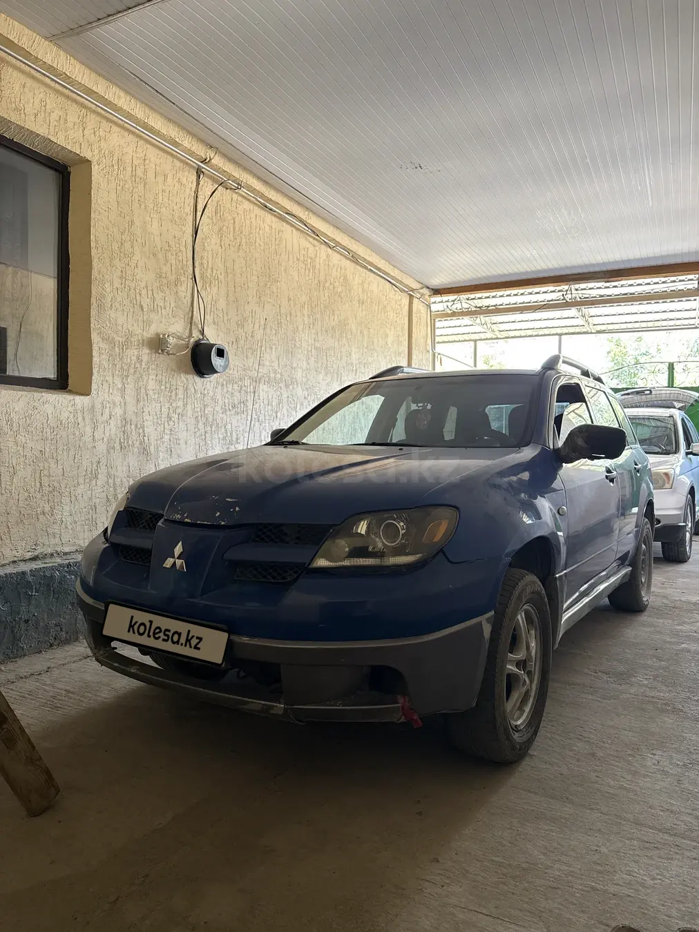 Mitsubishi Outlander, 2004