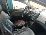 Chevrolet Aveo 2013 года за 3 500 000 тг. в Актобе – фото 5