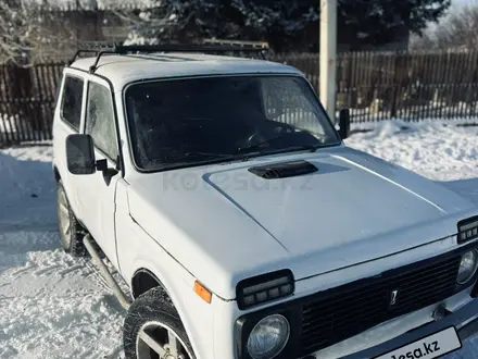 ВАЗ (Lada) Lada 2121 2001 года за 1 200 000 тг. в Акжар