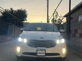 Kia Carnival 2015 года за 11 500 000 тг. в Шымкент