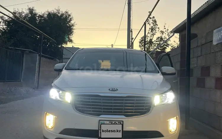 Kia Carnival 2015 года за 11 500 000 тг. в Шымкент