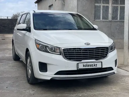 Kia Carnival 2015 года за 11 500 000 тг. в Шымкент – фото 10