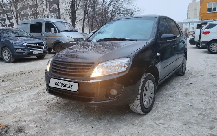 ВАЗ (Lada) Granta 2190 2013 годаfor2 500 000 тг. в Уральск