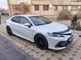 Toyota Camry 2023 года за 20 000 000 тг. в Актау – фото 2