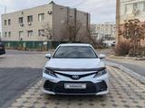 Toyota Camry 2023 года за 20 000 000 тг. в Актау