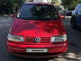 Volkswagen Sharan 1999 года за 1 700 000 тг. в Алматы