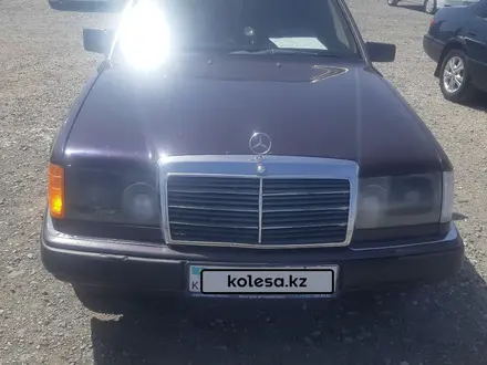 Mercedes-Benz E 200 1992 года за 1 400 000 тг. в Кызылорда – фото 4