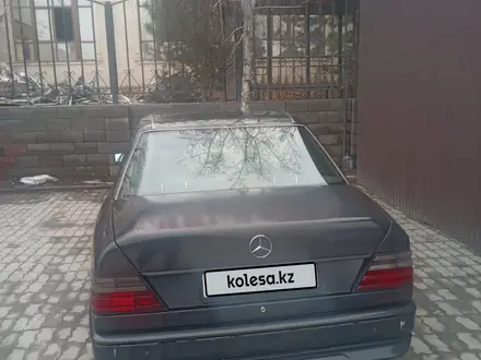 Mercedes-Benz E 280 1993 года за 2 222 111 тг. в Алматы – фото 4