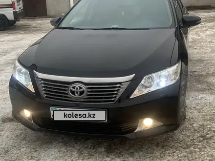 Toyota Camry 2013 года за 9 400 000 тг. в Атырау