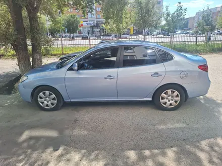 Hyundai Elantra 2011 года за 2 350 000 тг. в Атырау – фото 6