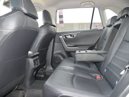 Toyota RAV4 Luxe 2020 года за 14 000 000 тг. в Кызылорда – фото 11