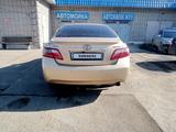 Toyota Camry 2010 года за 6 700 000 тг. в Семей – фото 2