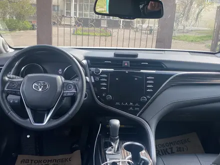 Toyota Camry 2019 года за 14 500 000 тг. в Караганда