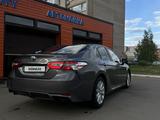 Toyota Camry 2017 годаүшін15 500 000 тг. в Петропавловск – фото 5