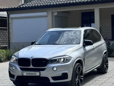 BMW X5 2016 года за 17 200 000 тг. в Алматы – фото 13
