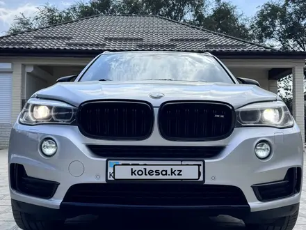 BMW X5 2016 года за 17 200 000 тг. в Алматы – фото 4