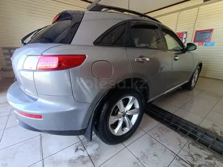 Infiniti FX35 2007 года за 4 500 000 тг. в Актобе – фото 15