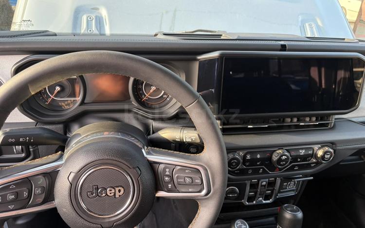 Jeep Wrangler — фото 1