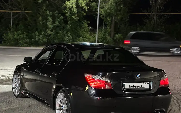 BMW 530 2004 годаүшін5 500 000 тг. в Алматы