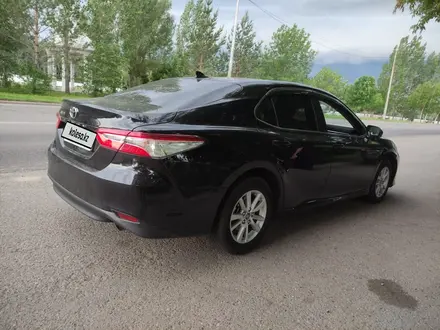 Toyota Camry 2019 года за 11 300 000 тг. в Усть-Каменогорск – фото 4