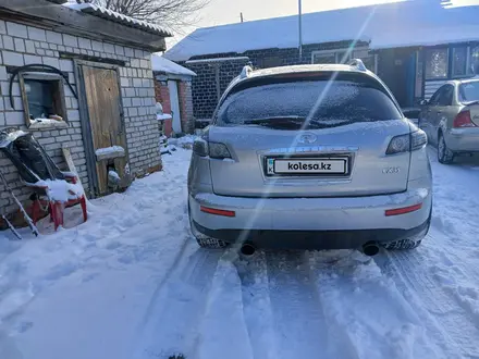 Infiniti FX35 2006 года за 4 500 000 тг. в Уральск – фото 4