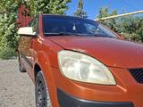 Kia Rio 2005 года за 1 100 000 тг. в Актобе – фото 4