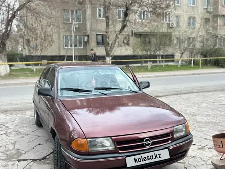 Opel Astra 1993 года за 700 000 тг. в Шымкент – фото 2