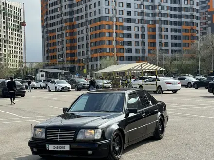 Mercedes-Benz E 500 1995 года за 7 485 714 тг. в Алматы – фото 10
