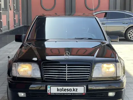 Mercedes-Benz E 500 1995 года за 7 485 714 тг. в Алматы – фото 24